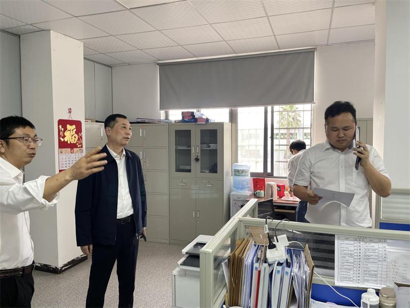 ccc1876_看图 通宝TB888·官方网站